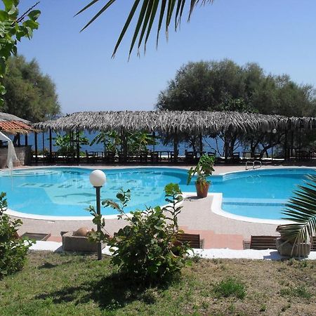 Villa Pouloudia Ватера Екстериор снимка